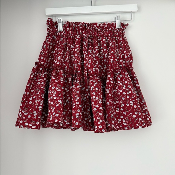 SHEIN Red Floral Crop Top & Skirt Set - Picture 2 of 9